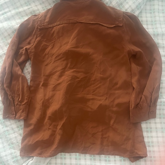 See by Chloe Seda silk button blouse 2
Absolutely darling Chloe blouse in brown - Picture 2 of 8